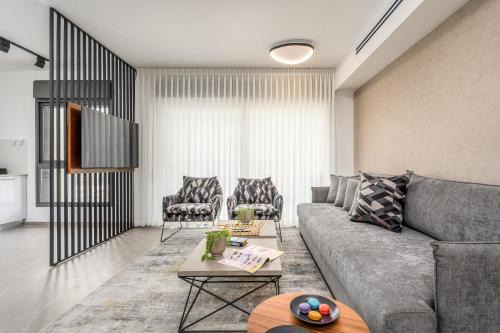 Kiryat HaLeom Apartment | prestige 2BDR&2Bth w Parking- mahne yehuda sea-u jerusalem