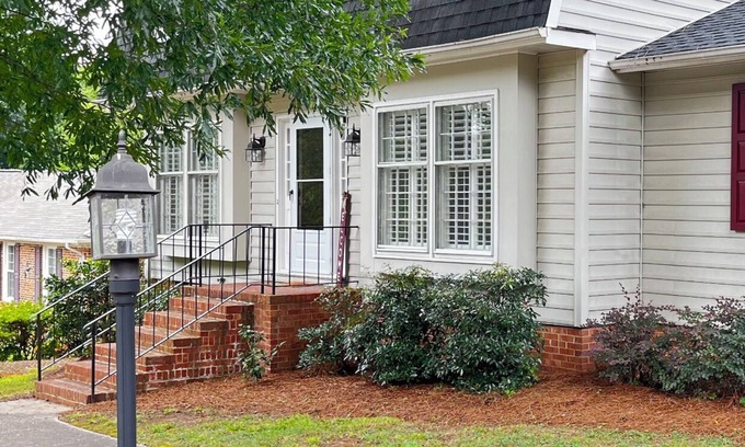 Raleigh House | Prestigious 3BD/2.5BD Home in North Hills Raleigh
