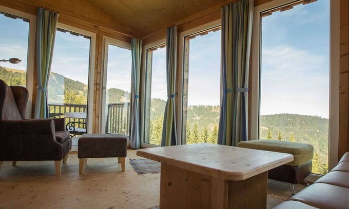 Untergreutschach Ski Chalet | Pretty Chalet in Bad St Leonhard near Klippitztörl Ski Area