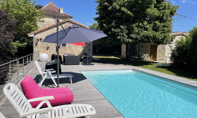 Romagne House | Pretty character house with swimming pool in Entre deux Mers (min. 5 nights)