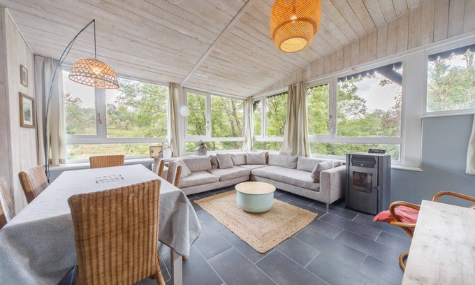 Vieille-Brioude House | Pretty riverside house, veranda overlooking nature and activities