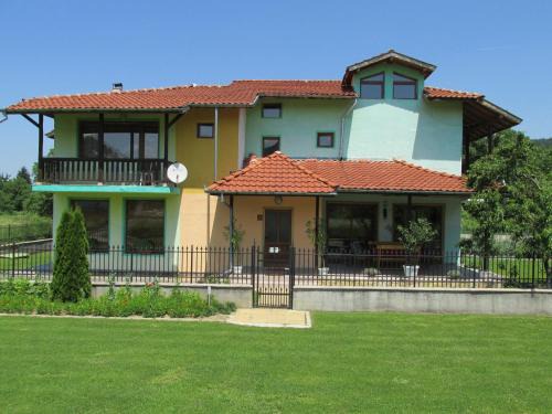 Oreshak House | Pri Orehite Guesthouse