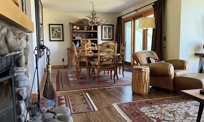 Moose Wilson Road House | Priceless Teton Views. In the Aspens and Minutes Away from World Class Skiing!