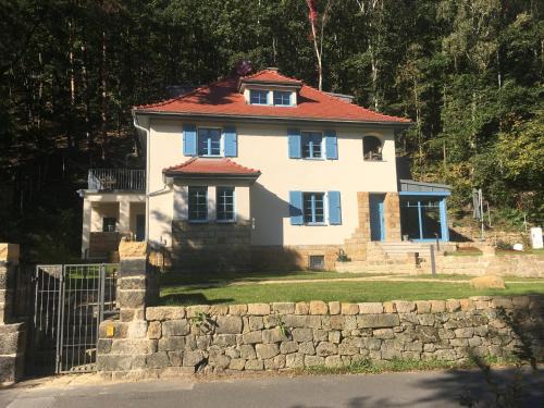 Ebenheit Apartment | Prima Klima Villa - Ferienwohnung Steinbrecher