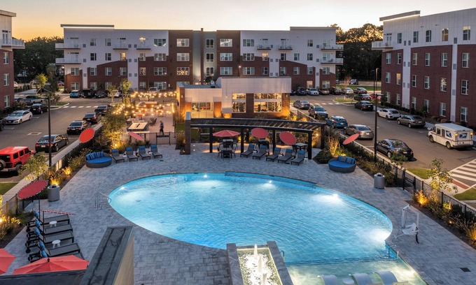 Coliseum Central Apartment | Prime Hampton Location! Modern Studio Living @ Ellipse Urban