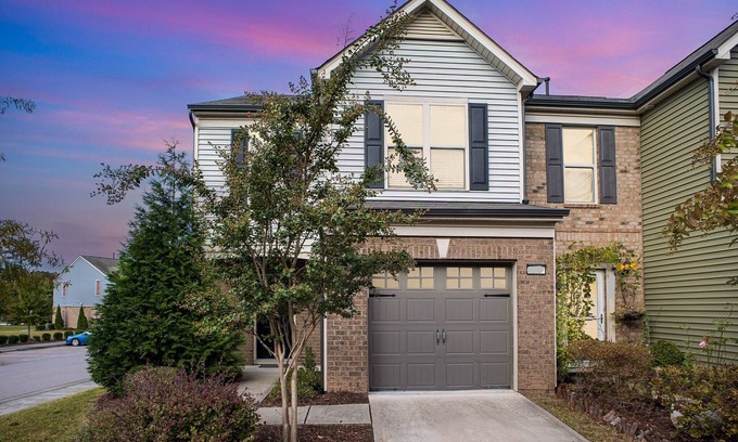 Durham House | Prime Research Triangle Park locale 4 work & easy access to the entire Triangle