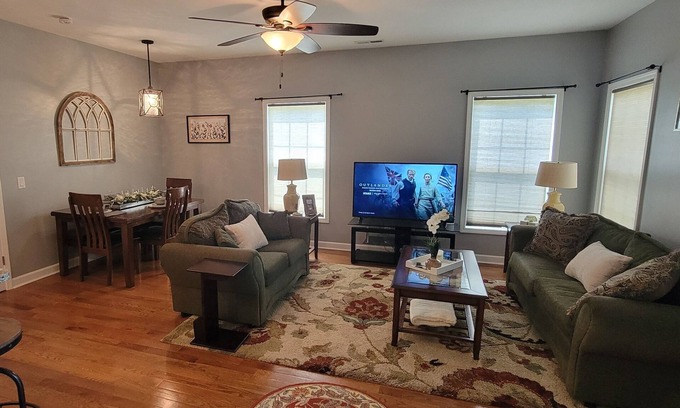 Sumter County Apartment | Private attached apartment with beautiful views and a private two car garage.