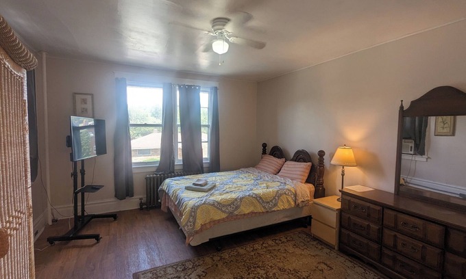 Harrisburg - Hershey House | Private bath/independent unit/sparkling/private parking