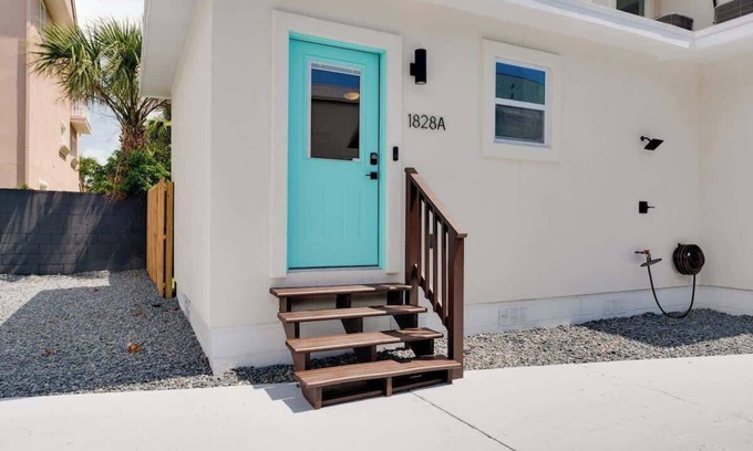 Jacksonville Beach Apartment | Private beach studio apartment