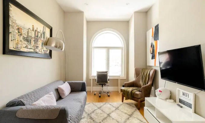 King West Village House | Private: Bright & Cozy w Patio and 12ft Ceilings