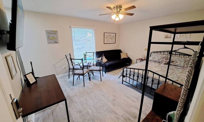 Lewisville Apartment | Private & Central Studio Apt @NorthDFW by I-35 Fwy. Free W&D Stays 30+ days only