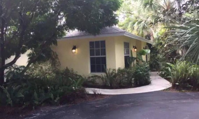Loxahatchee Cottage | Private Cottage Close to all things Equestrian