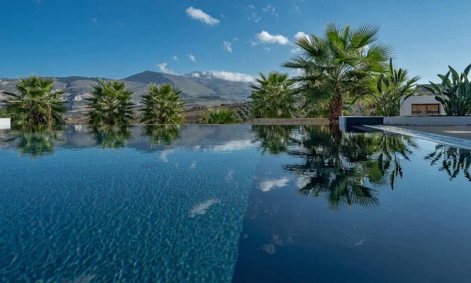 Buseto Palizzolo Villa | Private countryside villa with swimming pool