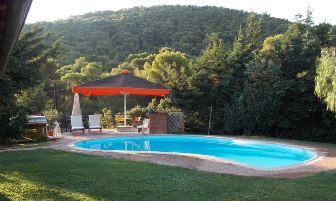 Ormos Agiou Ioannou House | Private countryhouse with pool near Athens airport