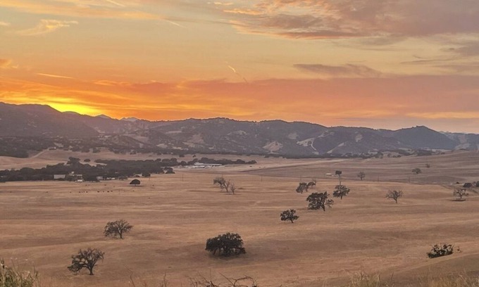 Paso Robles House | Private countryside view house on 18 acres