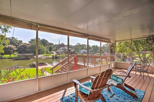 Leisure Land House | Private Dock and Slip Cedar Creek Reservoir Home