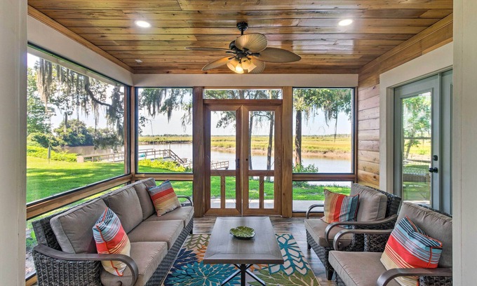 Darien Cottage | Private Dock + Porch: Riverfront Darien Cottage