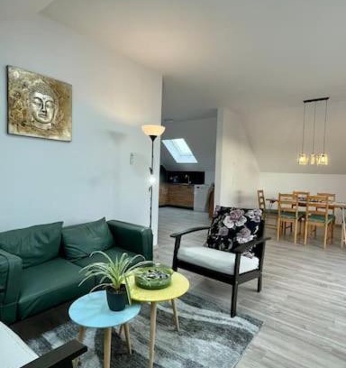 Schonbrunn Apartment | Private first floor house apt.