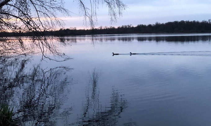 Mauston House | Private getaway with beautiful lake views!
