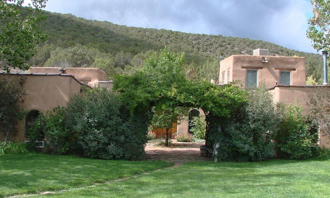 Hotchkiss House | Private Hacienda In A Secluded Setting