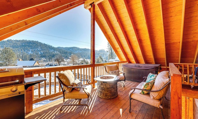 Garden Valley Apartment | Private Hot Tub & Mtn Views: Garden Valley Apt!