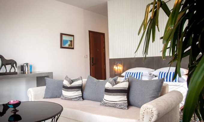 Sangkat Sla Kram House | Private hotel with 4 suite rooms, Sky Bar and Full restaurant