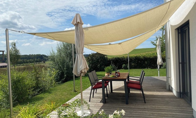 Sulz House | Private house in idyllic location with garden