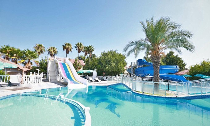 Karavas Villa | Private House with Common Pool in Kyrenia