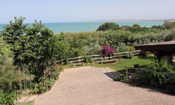 Vasto Apartment | Private house with porch and garden, just steps from the beach