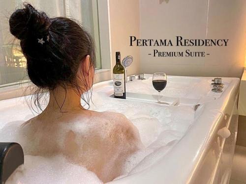 Taman Kobena Apartment | Private Jacuzzi Staycation at KL City 152