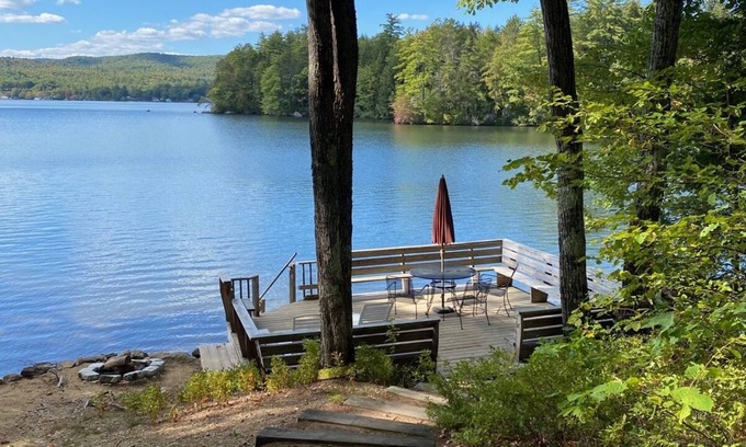 Franklin House | Private lakefront home, a great place for a family vacation!