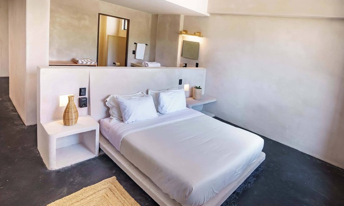 Santa Maria Apartment | Private Loft | Starlink | A/C | Cleaned Daily
