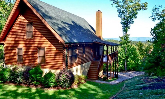 The Meadows At Lake James Station House | PRIVATE LOG CABIN WITH INCREDIBLE VIEW - ONLY 4 MILES TO LAKE JAMES -