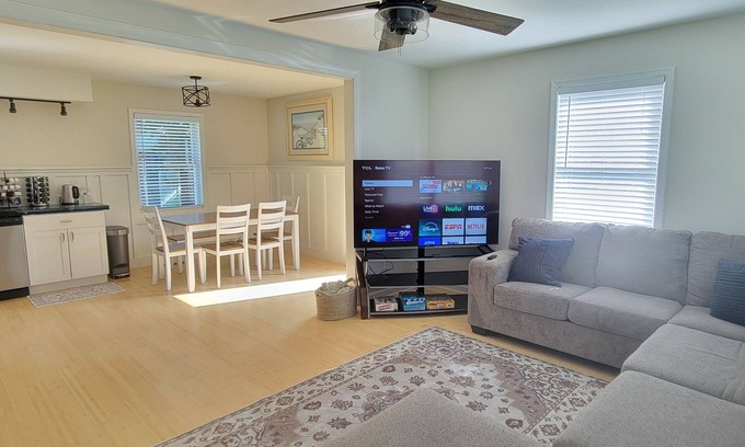 Milton House | Private Master Suite + Full House Access in Charming Milton, DE