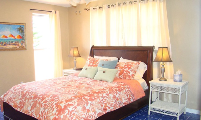 Ormond-by-the-Sea House | Private modern 2bd home, very clean, steps to beach