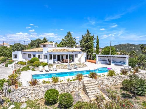 Apra Villa | Private Oasis in Algarve with Pool & Fruit Garden
