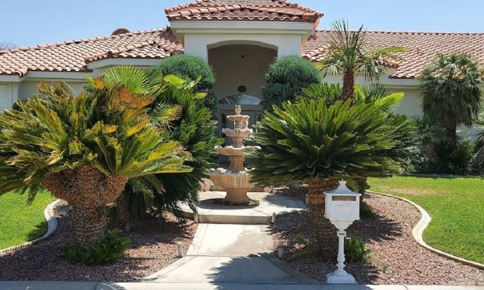 Centennial Hills Apartment | PRIVATE OASIS-MONTHLY RENTAL/POOL/SPA/GOLF/WIFI/PARKING/REVIEWS!❤️