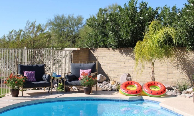 Tanque Verde House | Private oasis! Pool, bikes, near Saguaro NP!
