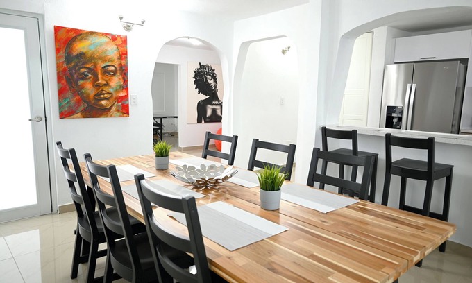 Mediania Alta House | Private pool house/Walk to the beach/Fast Wi-fi