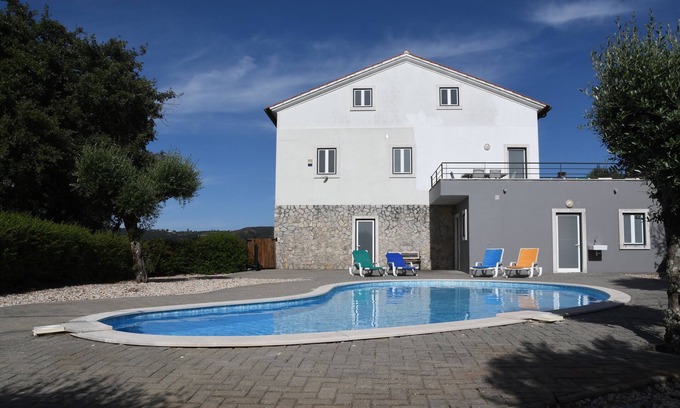 Alvaiazere Villa | Private Pool - spacious, light and airy holiday villa