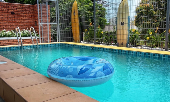 Kampung Dhobi Villa | Private Port Dickson Getaway: Charming 3-Bedroom Villa with AC & WiFi