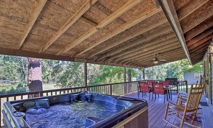 Boswell Cabin | Private Riverfront Cabin with Ozark Mountain View!