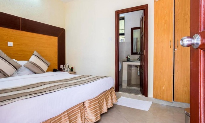 Nyali Cabin | Private room ∙ 1 bedroom ∙ 2 guests