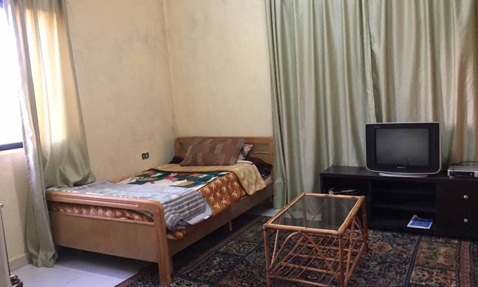Al Jubeiha Resort | Private room ∙ 1 guest