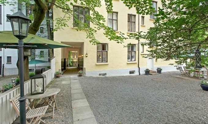 Frogner Resort | Private room ∙ 1 guest