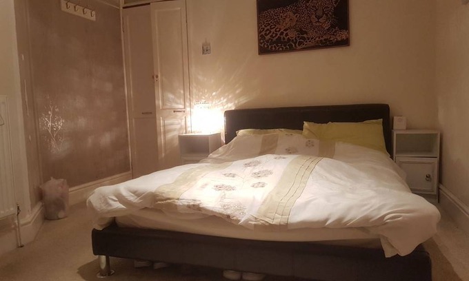 Offerton Resort | Private room ∙ 1 guest