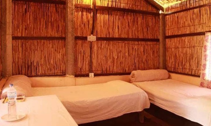 Meghauli Resort | Private room ∙ 2 guests