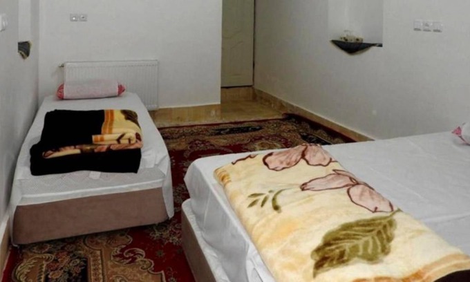 Mehrīz Resort | Private room ∙ 3 guests