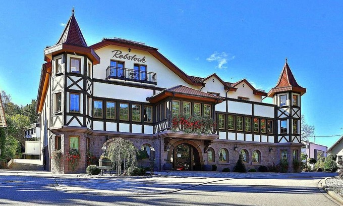 Steinbach Resort | Private room ∙ 4 guests