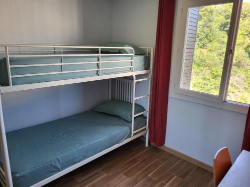 Le Ray House | Private Room-4 in HANNANA Apartment- 2 min walk To Tram 12 min to Nice train station 15 min to Massena Place